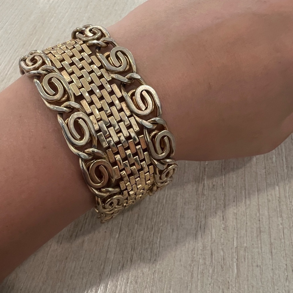 Vintage Marino good tone bracelet